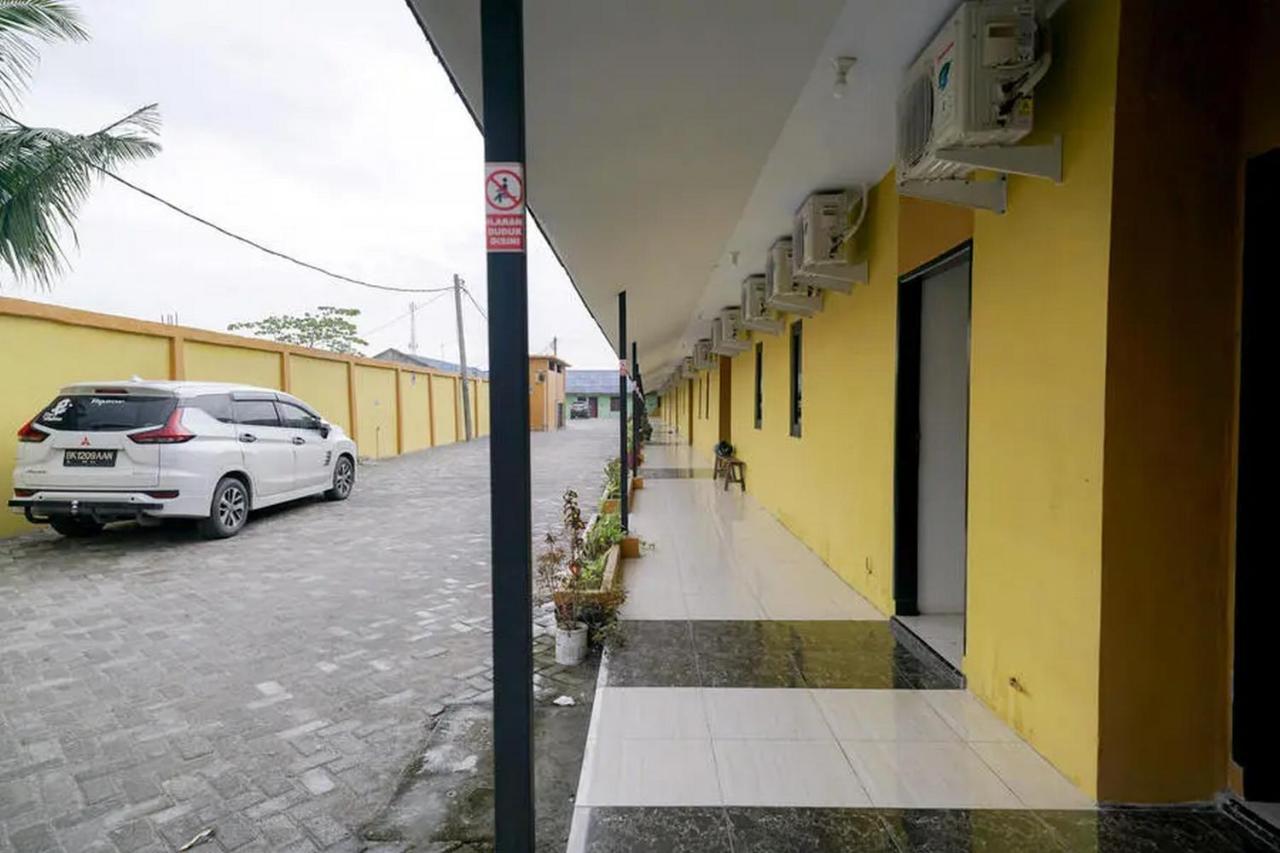 Reddoorz Near Ekowisata Mangrove Belawan Hotel Екстериор снимка